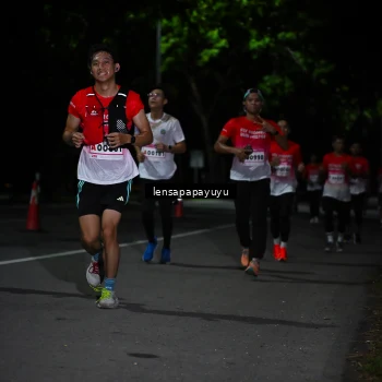 Runner Photo 1867628