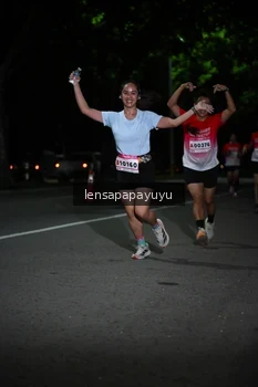 Runner Photo 1867787
