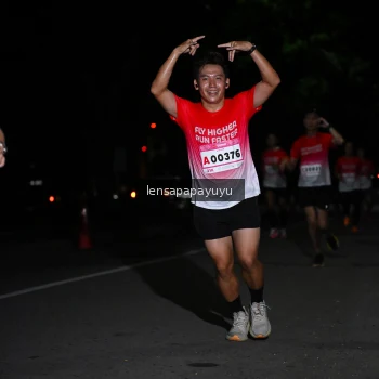 Runner Photo 1867794