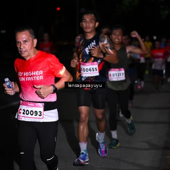 Runner Photo 1867821