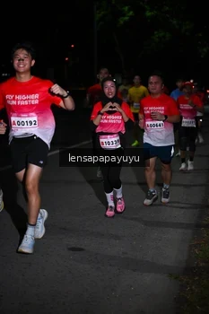 Runner Photo 1867858