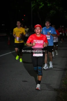 Runner Photo 1867890