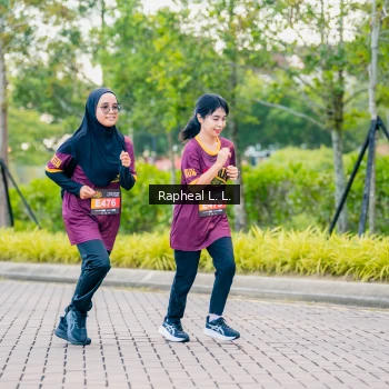 Runner Photo 1867895