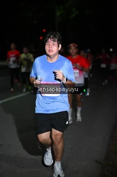 Runner Photo 1867931