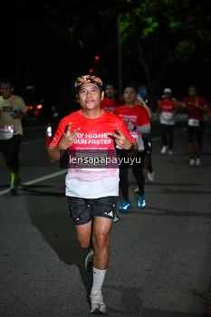 Runner Photo 1867950