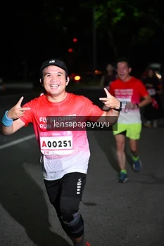 Runner Photo 1868033