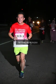 Runner Photo 1868070