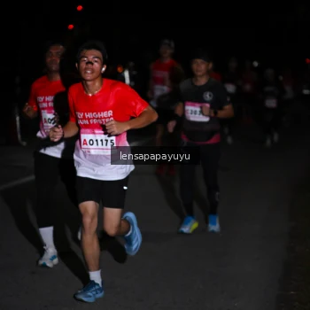 Runner Photo 1868148