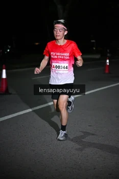 Runner Photo 1868259