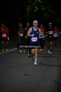 Runner Photo 1868290