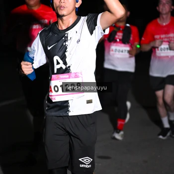 Runner Photo 1868773