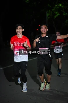 Runner Photo 1868855