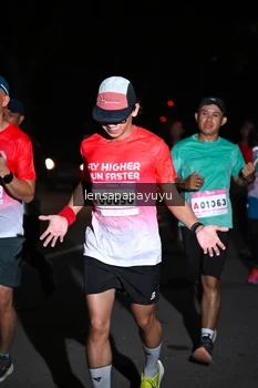 Runner Photo 1868911
