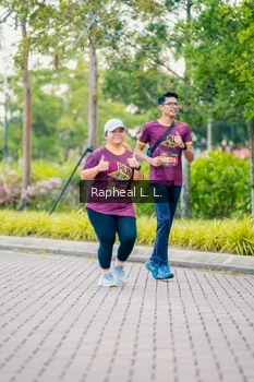 Runner Photo 1869024