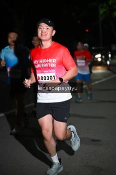 Runner Photo 1869044
