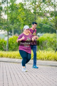 Runner Photo 1869159