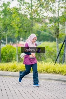 Runner Photo 1869170