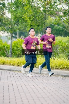 Runner Photo 1869215