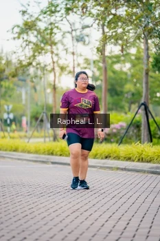 Runner Photo 1869336