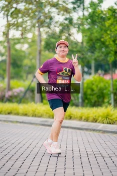 Runner Photo 1869343