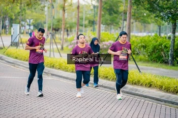 Runner Photo 1869477