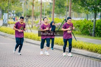 Runner Photo 1869481