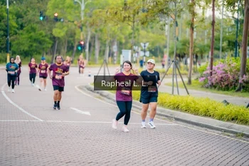 Runner Photo 1869513