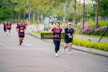 Runner Photo 1869528