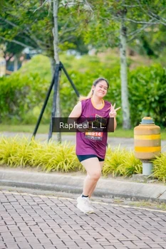 Runner Photo 1870153