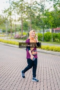Runner Photo 1870423
