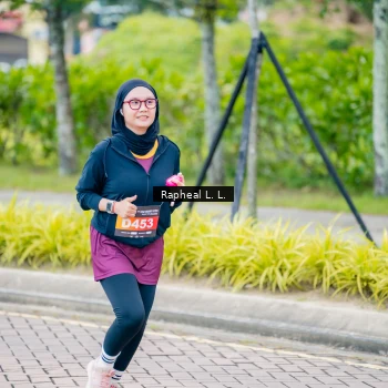 Runner Photo 1871300