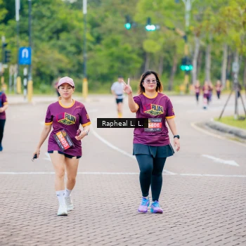 Runner Photo 1873304