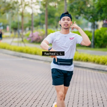 Runner Photo 1873696