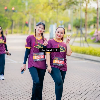 Runner Photo 1876909