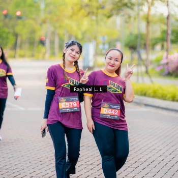 Runner Photo 1876952