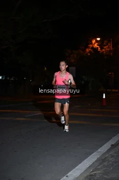 Runner Photo 1879916