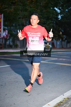 Runner Photo 1880207
