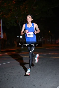 Runner Photo 1880308