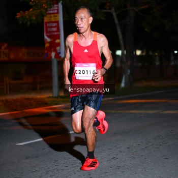 Runner Photo 1880408