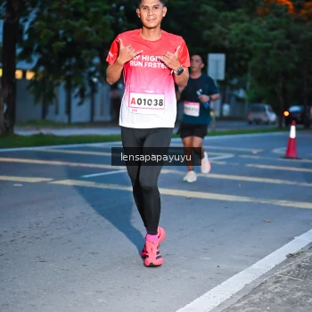 Runner Photo 1881012