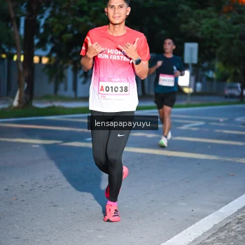 Runner Photo 1881039