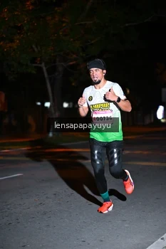 Runner Photo 1881230