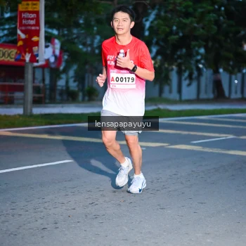 Runner Photo 1881301