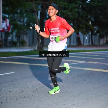 Runner Photo 1881349