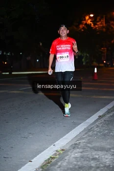 Runner Photo 1881377