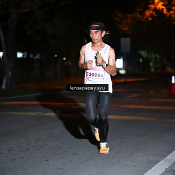 Runner Photo 1881385