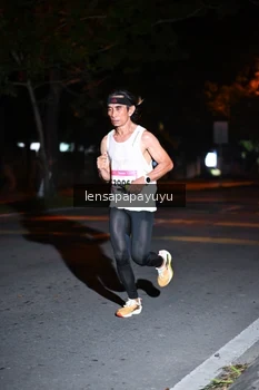 Runner Photo 1881410