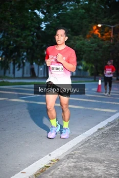 Runner Photo 1881523