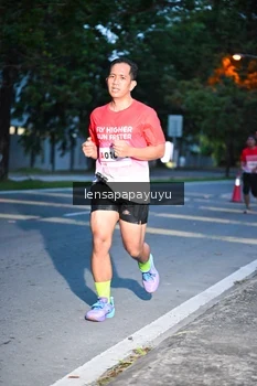Runner Photo 1881544