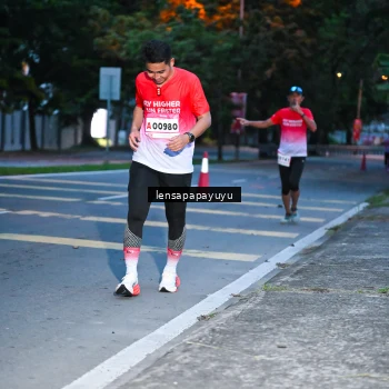 Runner Photo 1881733